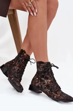 Damskie Maciejka Zamszowe Wzorzyste Botki Na Płaskim Obcasie 06391-02 Czarno-Złote