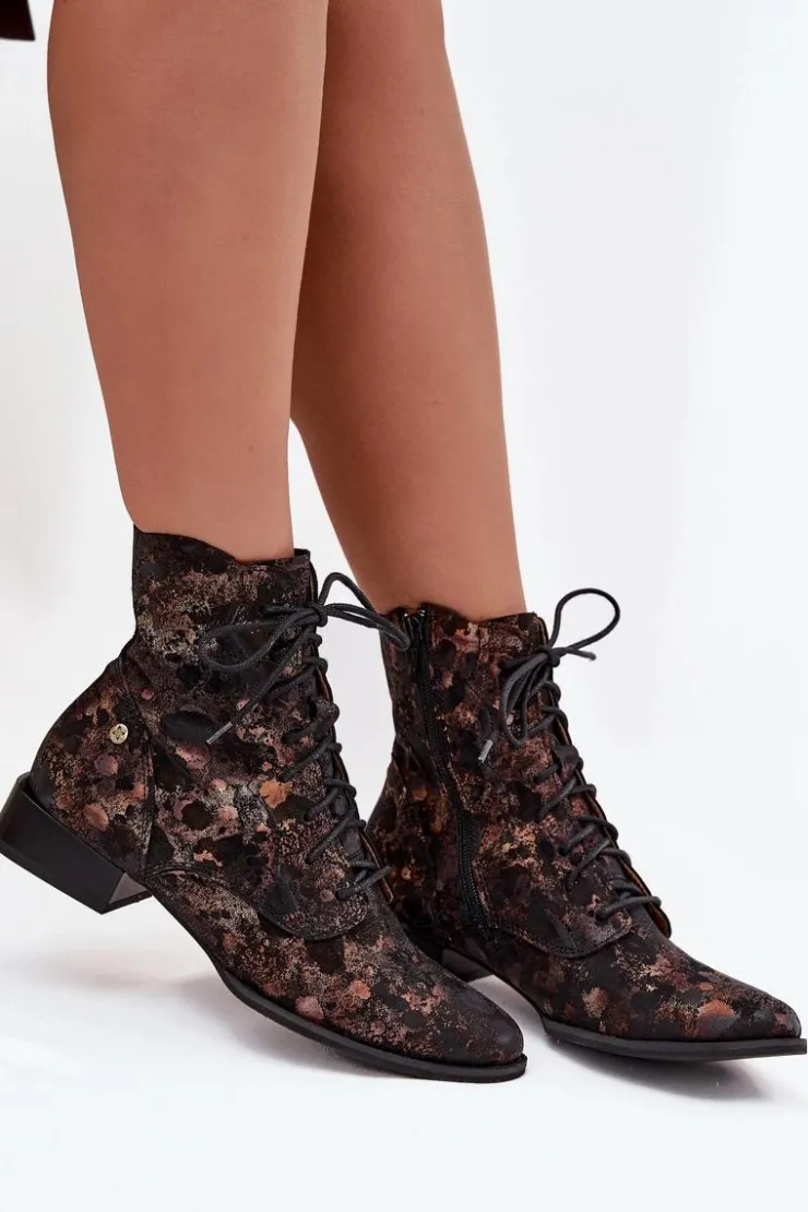 Damskie Maciejka Zamszowe Wzorzyste Botki Na Płaskim Obcasie 06391-02 Czarno-Złote