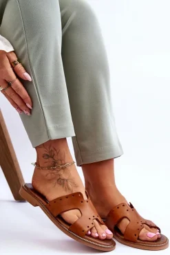 Zazoo 40326 Damskie Klapki Z Ozdobnymi Wycięciami Brązowe Brązowy