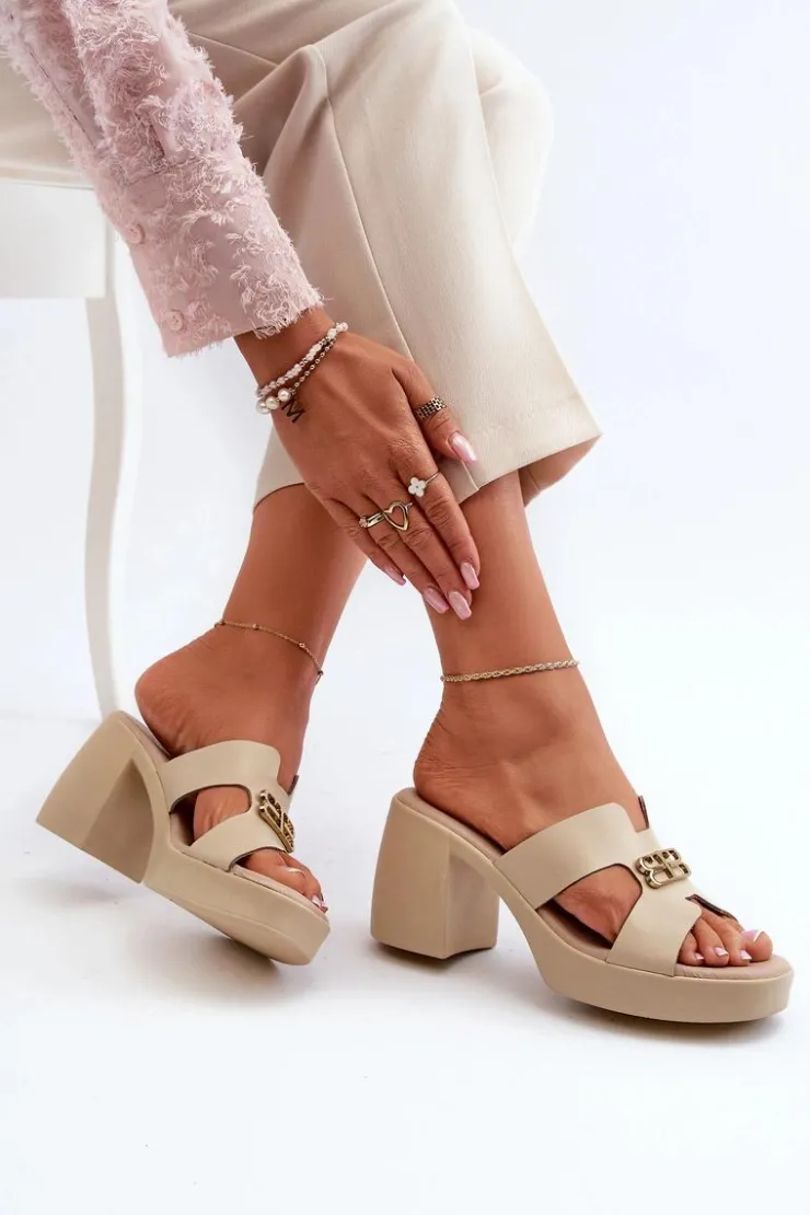 Damskie Zazoo 40419 Skórzane Klapki Damskie Z Wycięciami I Ozdobą Beżowe