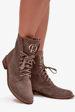 Damskie Zazoo 2955 Zamszowe Botki Workery Ze Złotym Detalem Na Języku Ciemnobeżowe