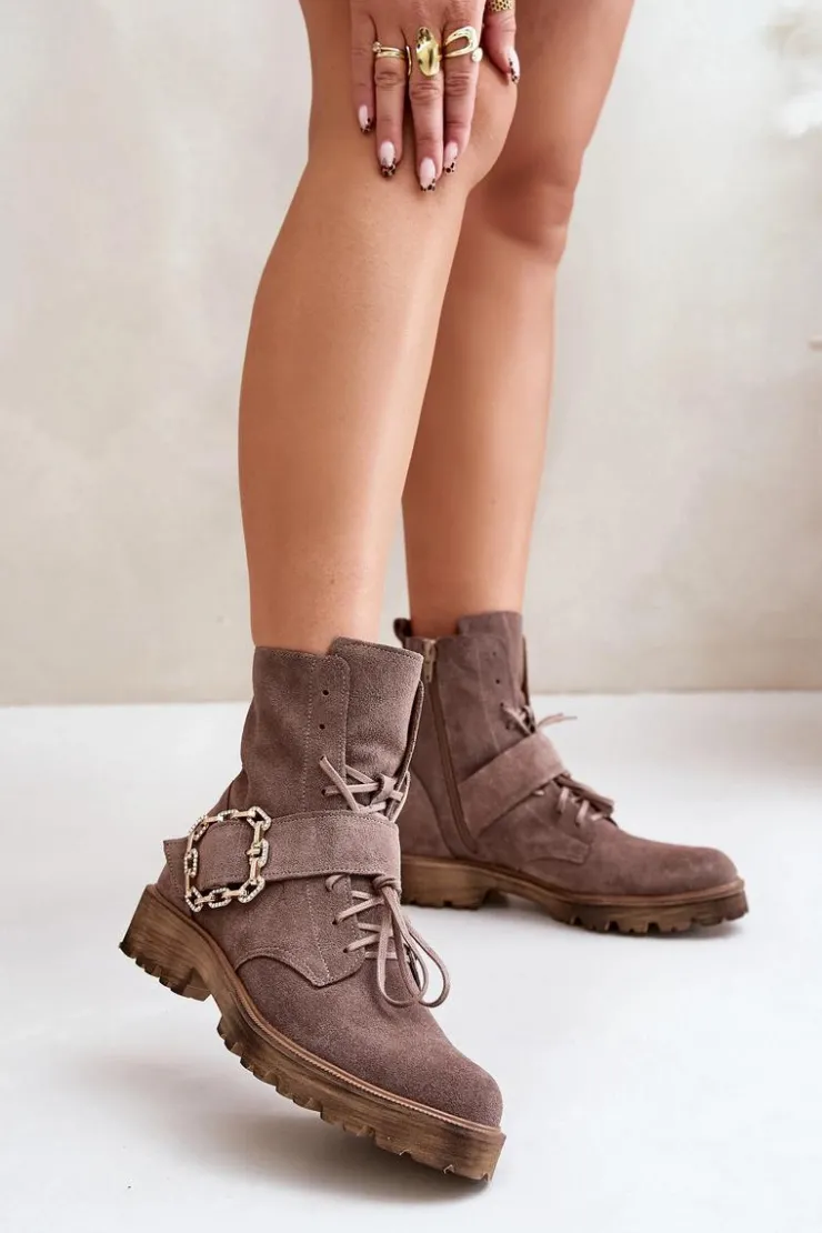 Zazoo 2951 Zamszowe Botki Z Ozdobną Klamrą Ciemnobeżowe Beżowy